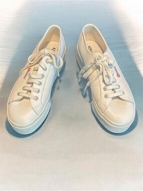 Superga Platform Sneaker EUC